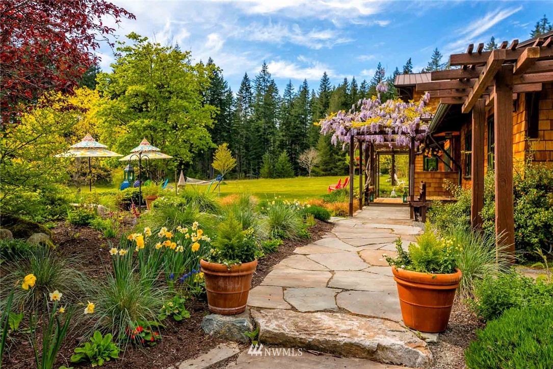 4750 Goldsmith Road Langley, WA 98260 - Photo 3 of 40 Gallery Image 3