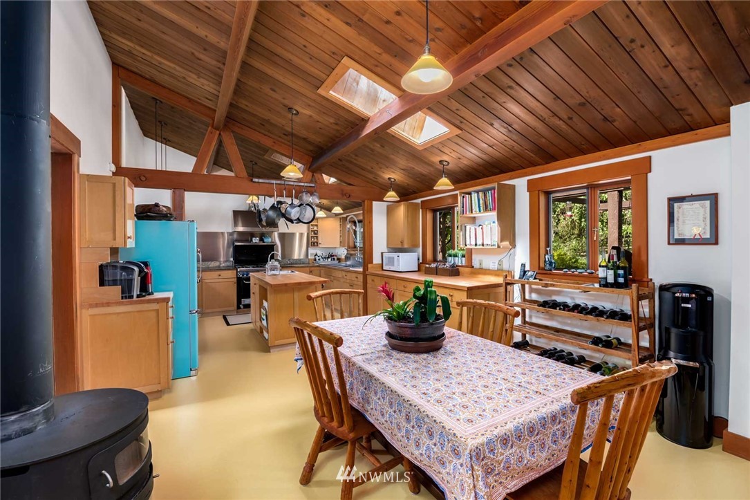 4750 Goldsmith Road Langley, WA 98260 - Photo 8 of 40 Gallery Image 8