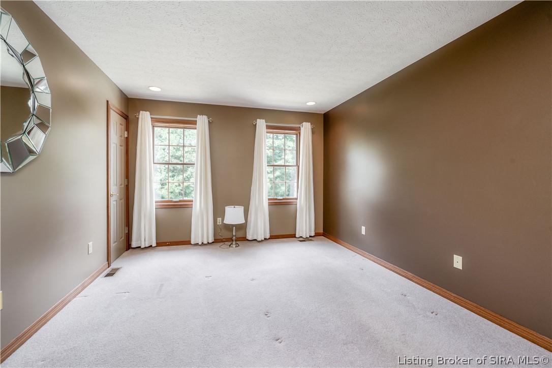 2016 Ridgeview Drive Floyds Knobs, IN 47119 - Photo 17 of 41 Gallery Image 17