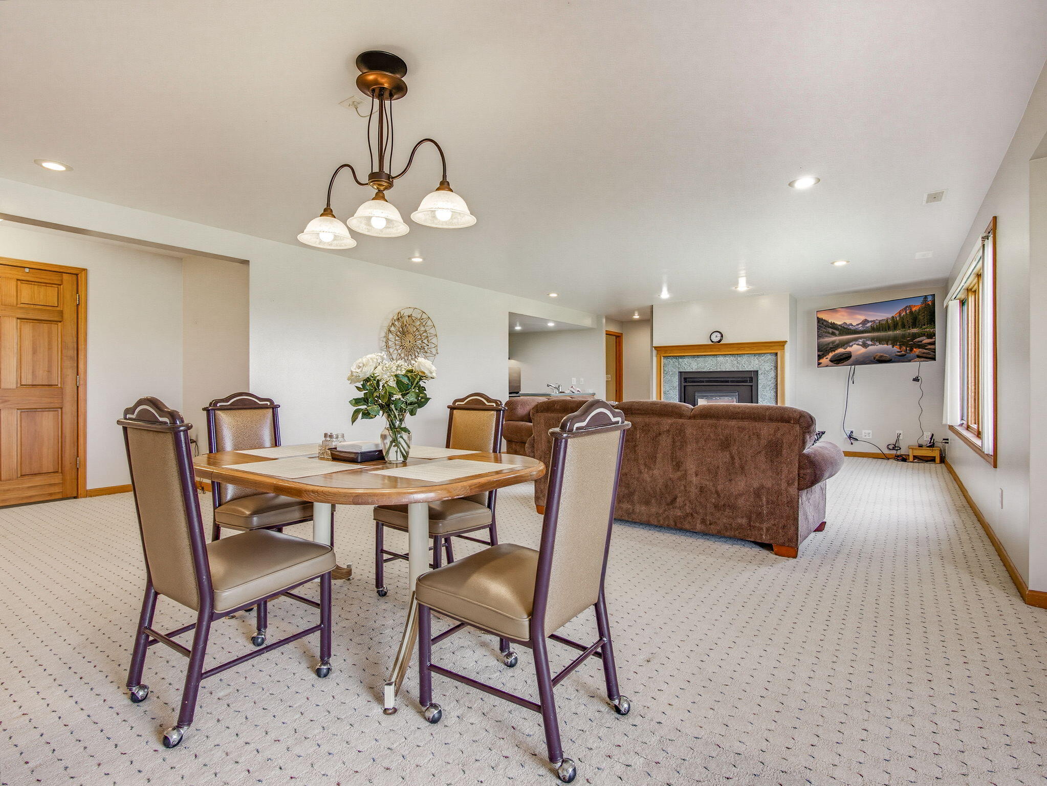 W225N3524 Wethersfield Road Pewaukee, WI 53072 - Photo 31 of 47 31-web-or-mls-w225n3524-wethersfield-rd