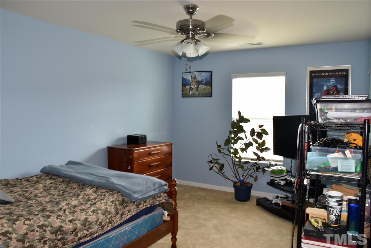 8137 Hovingham Way Raleigh, NC 27616 - Photo 12 of 20 Gallery Image 12