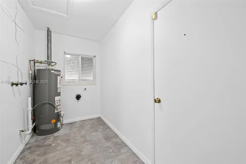 $650,000 | 733 North Rainbow Drive, Hollywood, FL 33021