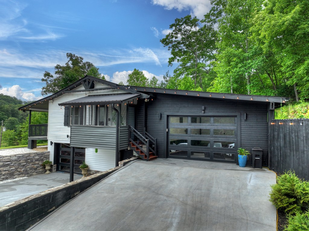 717 Bearden Road Blue Ridge, GA 30513 - Photo 4 of 56