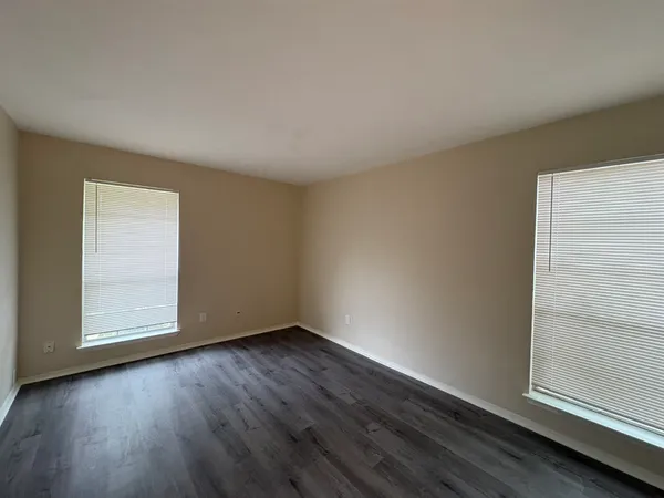 $1,995 | 2524 Chaparral Trail, Austin, TX 78744