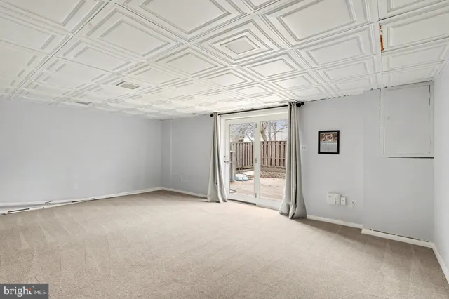 $2,700 | 3274 Applegate Court, Annandale, VA 22003