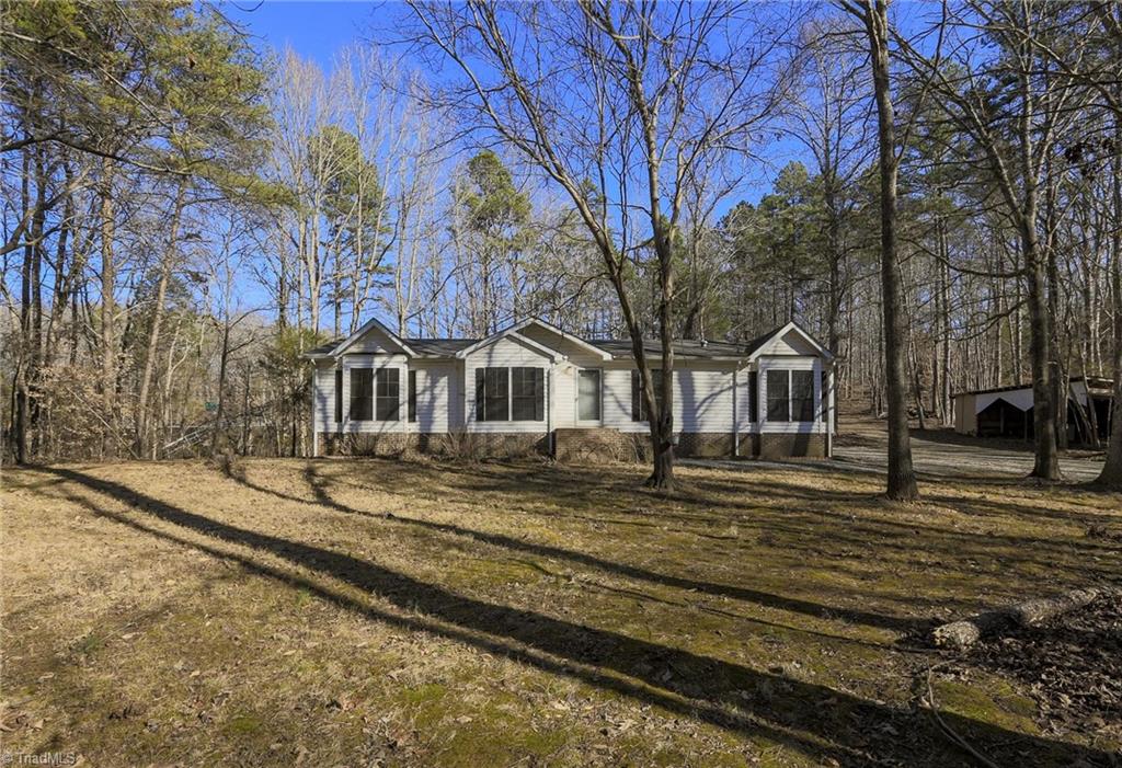616 Kindley Road Thomasville, NC 27360 - Photo 3 of 30 Gallery Image 3
