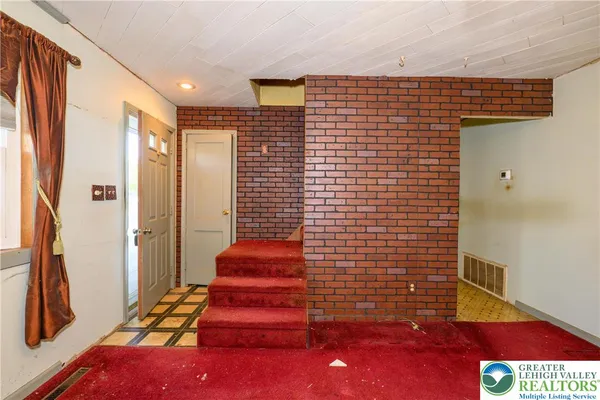 $250,000 | 2114 Fireside Drive, Bethlehem, PA 18018