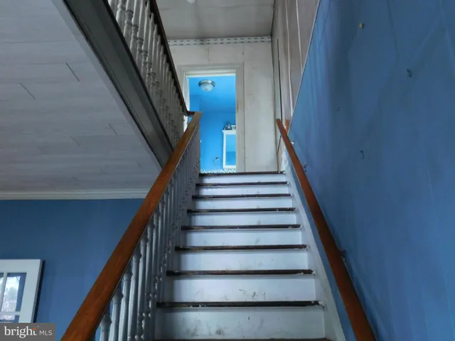 $144,900 | 100 North Fifth Street, Mifflintown, PA 17059