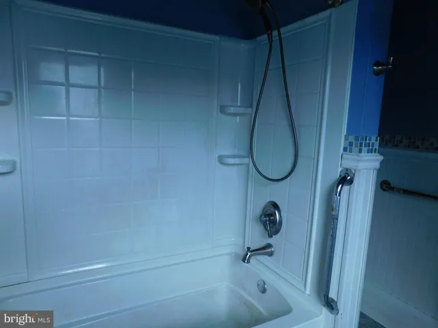 $144,900 | 100 North Fifth Street, Mifflintown, PA 17059