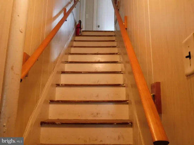 $144,900 | 100 North Fifth Street, Mifflintown, PA 17059