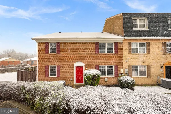 $415,000 | 9824 Hagel Circle, Lorton, VA 22079