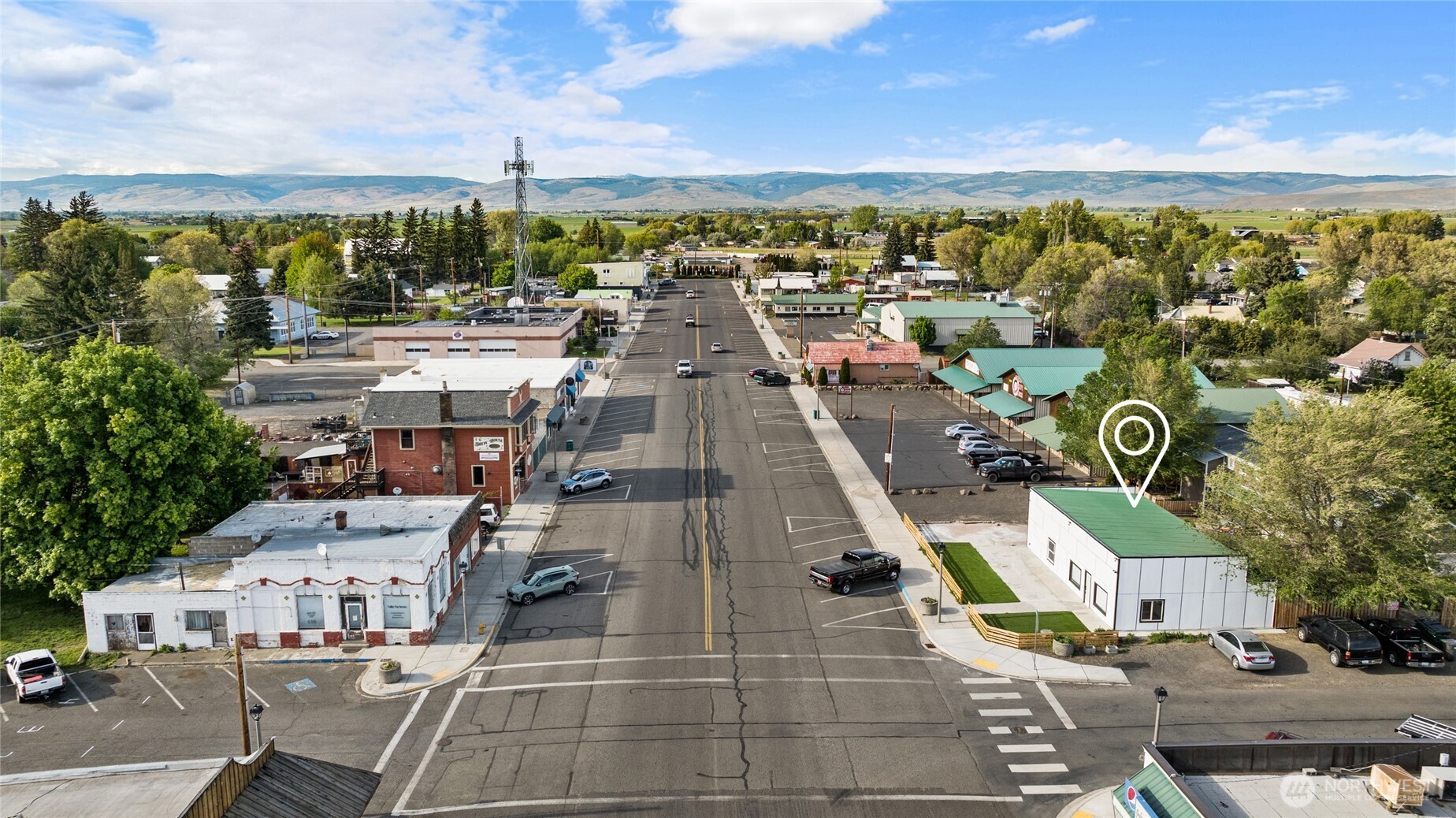 100 Main Street Kittitas, WA 98934 - Photo 1 of 7 a picture of city view