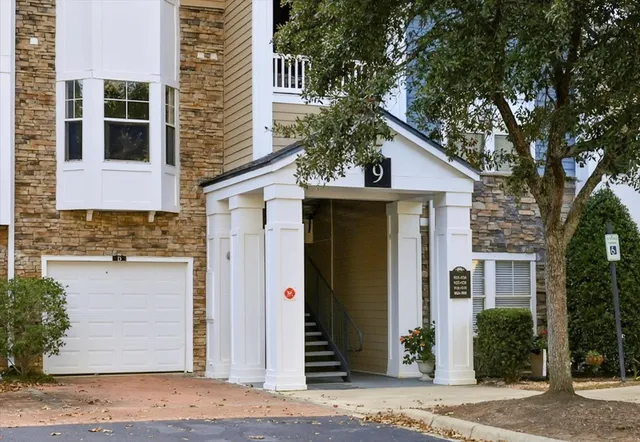 $2,300 | 2801 Chancellorsville Drive, Unit 917, Tallahassee, FL 32312