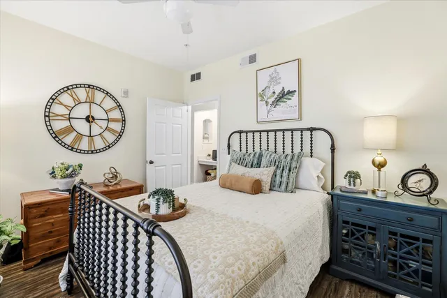 $2,300 | 2801 Chancellorsville Drive, Unit 917, Tallahassee, FL 32312