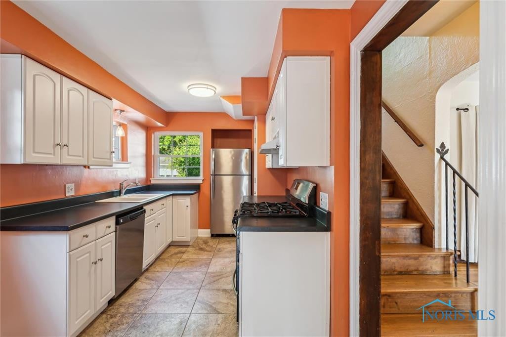 3413 Cheltenham Road Toledo, OH 43606 - Photo 16 of 40 Gallery Image 16