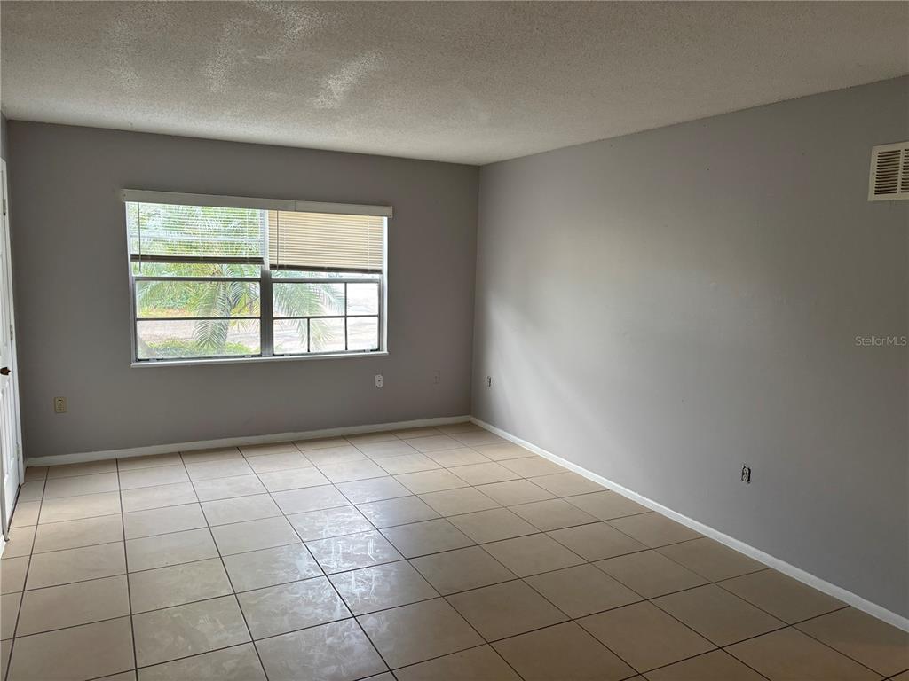 5325 Curry Ford Road, Unit H101 Orlando, FL 32812 - Photo 4 of 14