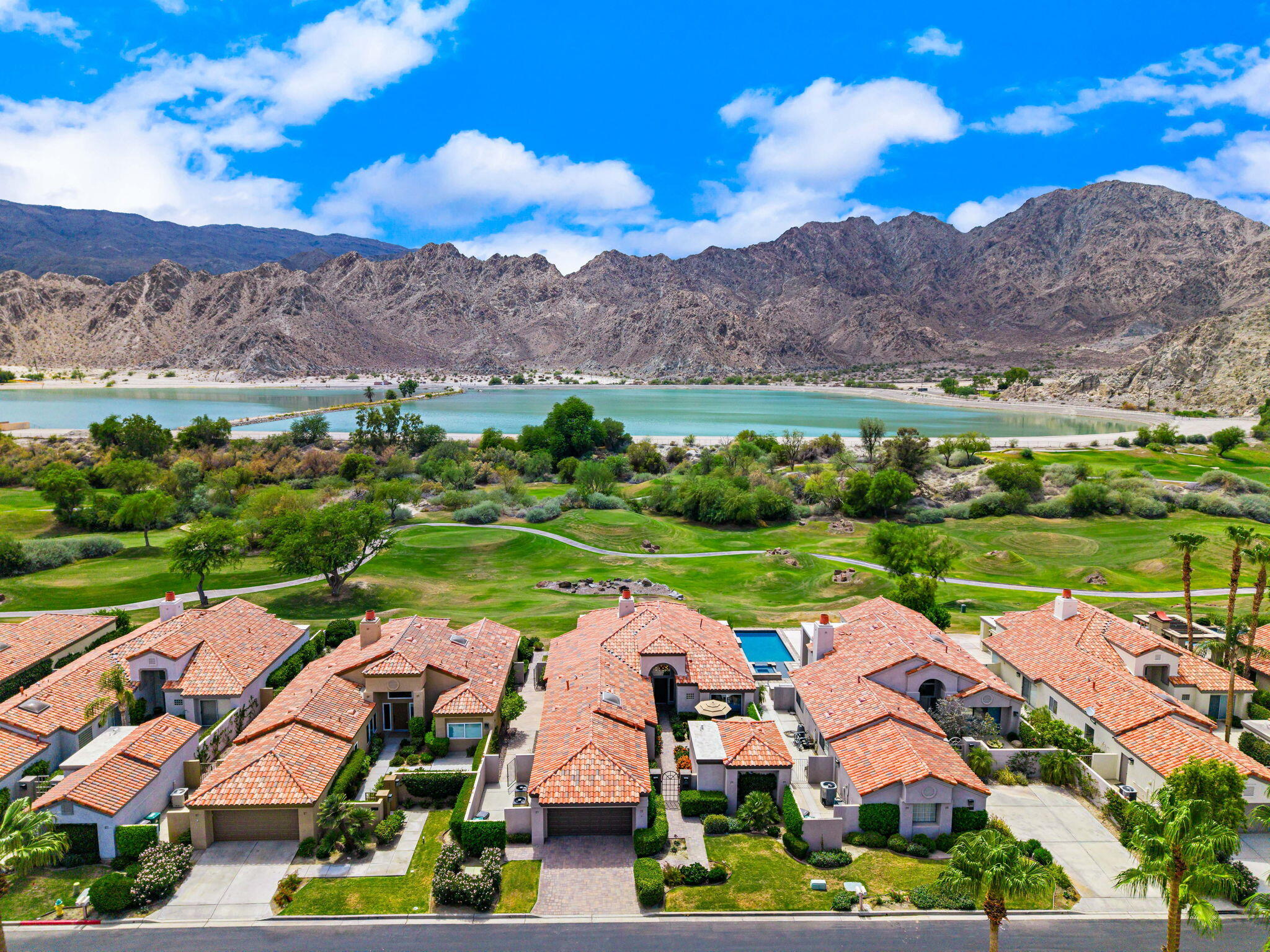 56765 Merion La Quinta, CA 92253 - Photo 3 of 55 5-web-or-mls-DDMerion_OPMG_0725_005