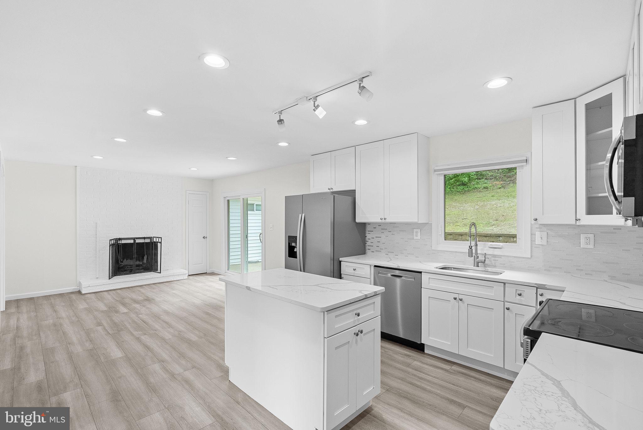 1967 Courthouse Road Stafford, VA 22554 - Photo 11 of 49 Updated Kitchen