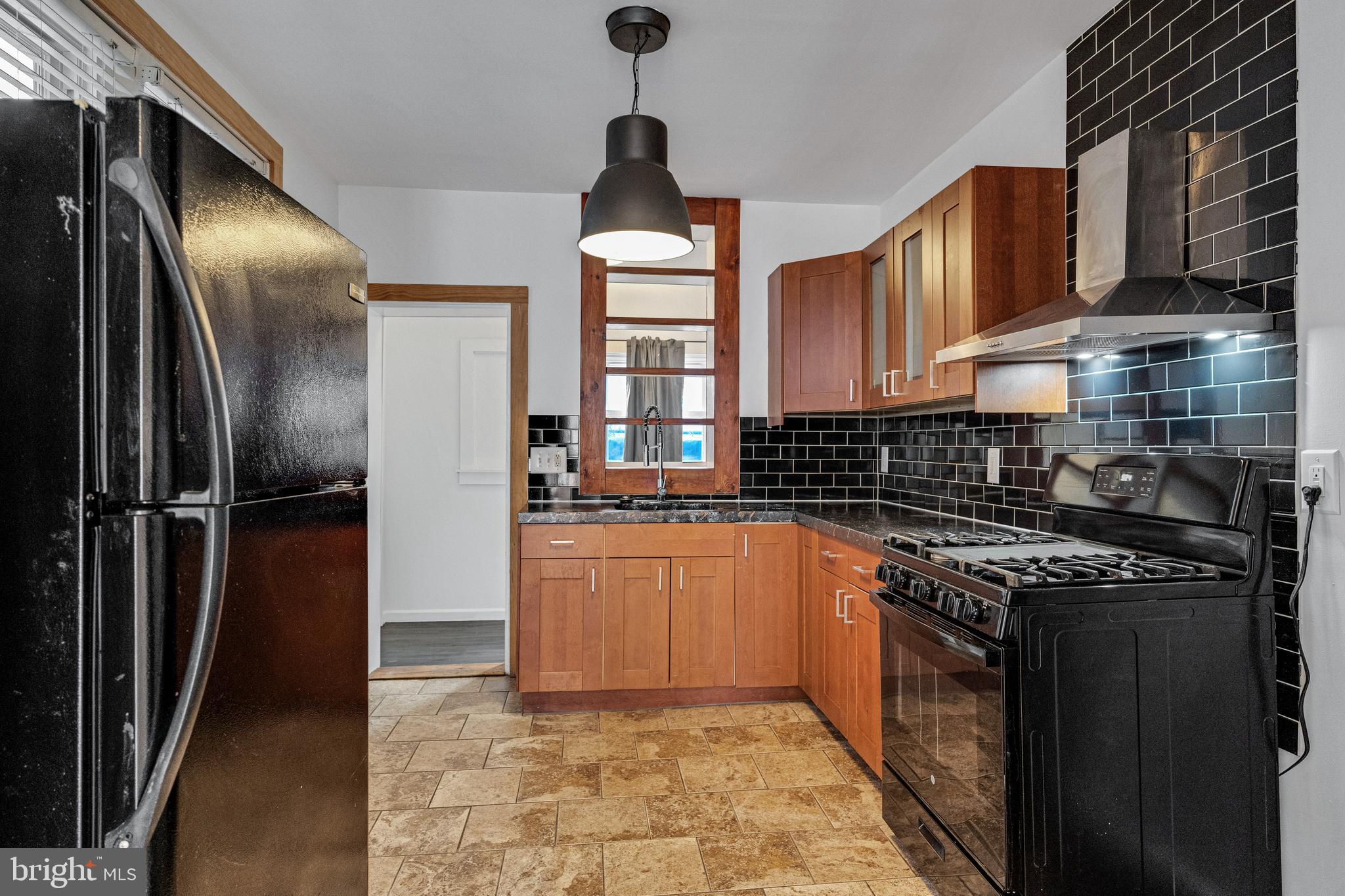 3220 Potter Street Philadelphia, PA 19134 - Photo 9 of 32 Gallery Image 9