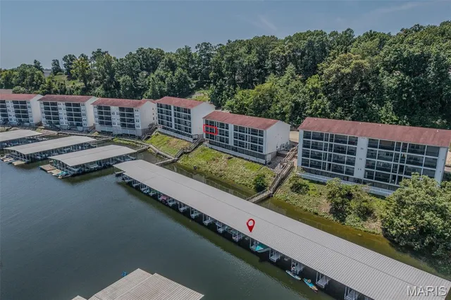 $225,000 | 40 Lighthouse Road, Unit 3304, Lake Ozark, MO 65049