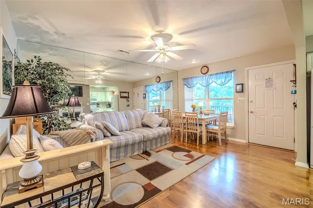 $225,000 | 40 Lighthouse Road, Unit 3304, Lake Ozark, MO 65049