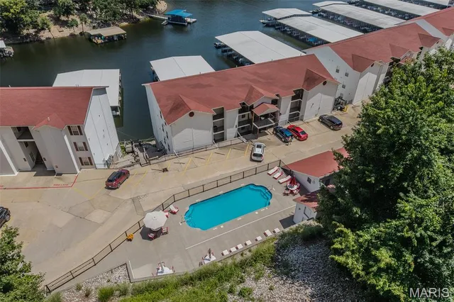 $225,000 | 40 Lighthouse Road, Unit 3304, Lake Ozark, MO 65049