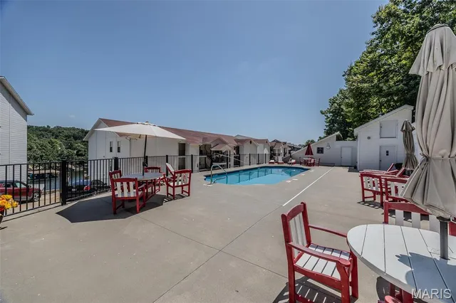 $225,000 | 40 Lighthouse Road, Unit 3304, Lake Ozark, MO 65049