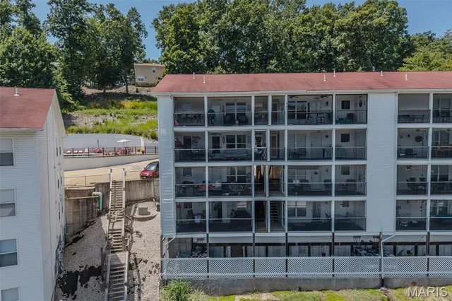 $225,000 | 40 Lighthouse Road, Unit 3304, Lake Ozark, MO 65049
