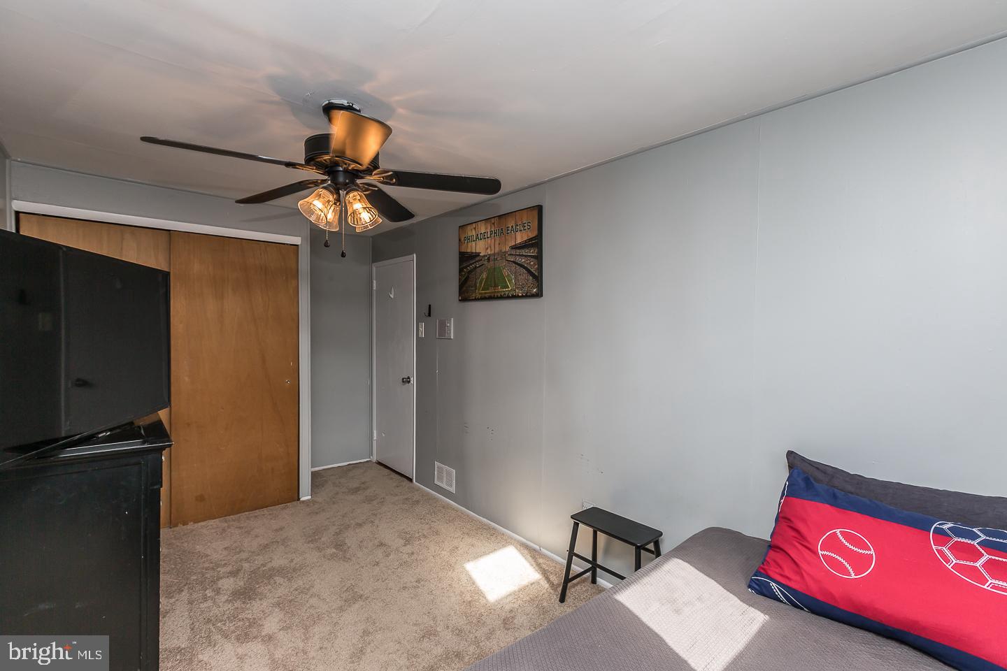 12154 Rambler Road Philadelphia, PA 19154 - Photo 17 of 27