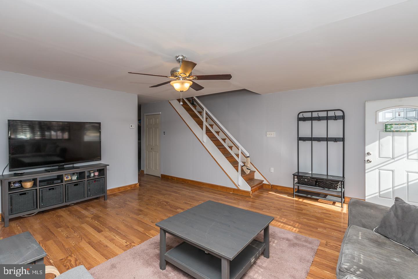 12154 Rambler Road Philadelphia, PA 19154 - Photo 4 of 27