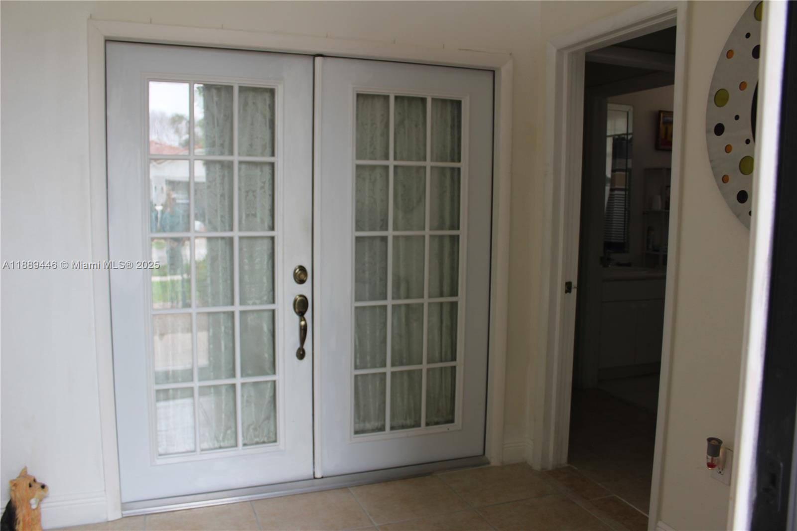 24101 Southwest 107th Avenue Homestead, FL 33032 - Photo 2 of 6 Divides the efficiency from the rest of the home.