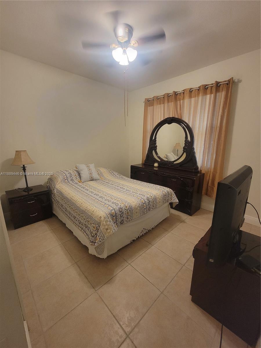 24101 Southwest 107th Avenue Homestead, FL 33032 - Photo 3 of 6