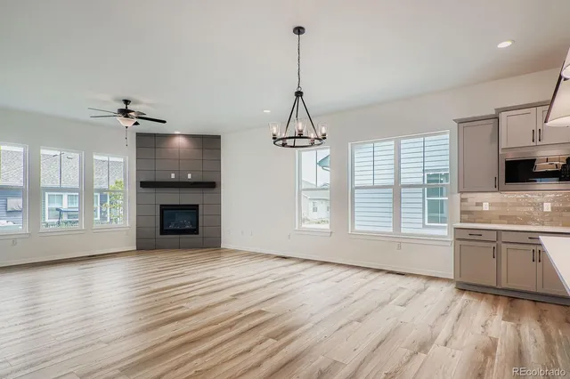 $831,000 | 8925 South Riviera Way, Aurora, CO 80016