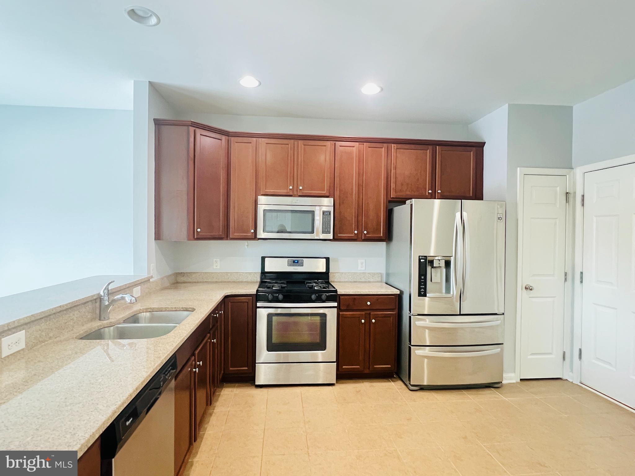 247 Sills Lane Downingtown, PA 19335 - Photo 5 of 24 Kitchen