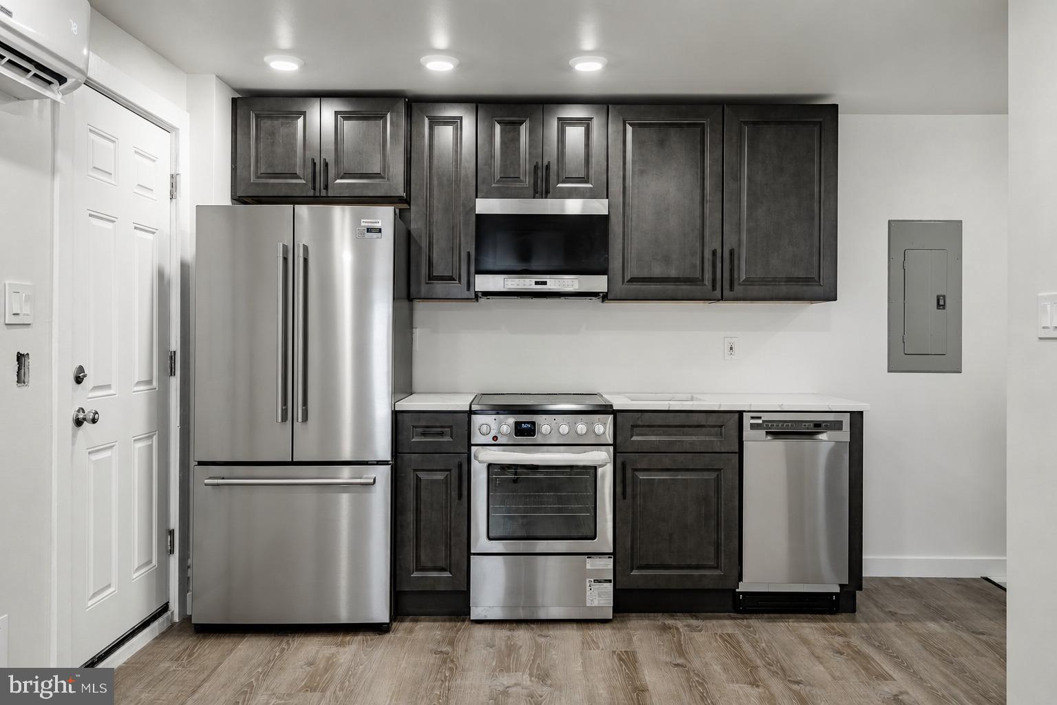 324-326 Darby Road, Unit 3R Havertown, PA 19083 - Photo 2 of 15
