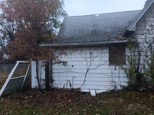 $24,500 | 113 Walnut, Hymera, IN 47855