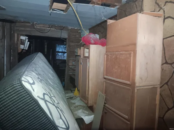 $24,500 | 113 Walnut, Hymera, IN 47855