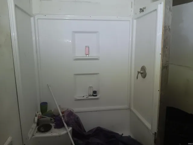 $24,500 | 113 Walnut, Hymera, IN 47855