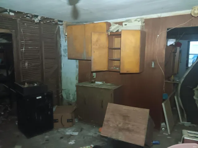 $24,500 | 113 Walnut, Hymera, IN 47855