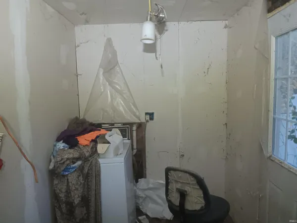 $24,500 | 113 Walnut, Hymera, IN 47855