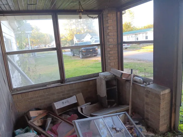 $24,500 | 113 Walnut, Hymera, IN 47855