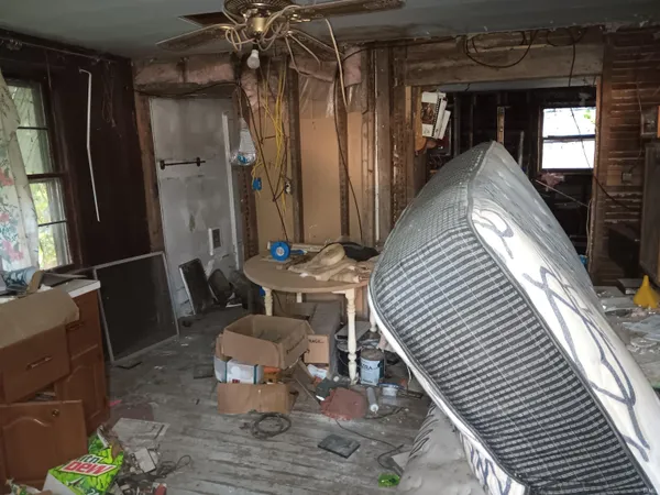 $24,500 | 113 Walnut, Hymera, IN 47855