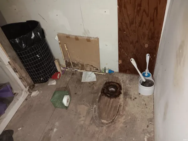 $24,500 | 113 Walnut, Hymera, IN 47855