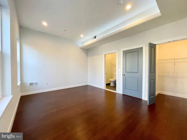 $965,000 | 1337 North Franklin Street, Philadelphia, PA 19122