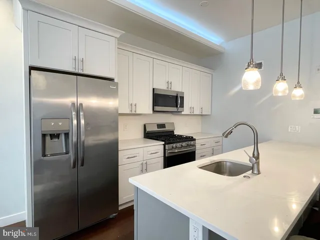 $965,000 | 1337 North Franklin Street, Philadelphia, PA 19122