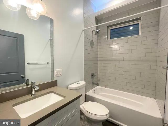 $965,000 | 1337 North Franklin Street, Philadelphia, PA 19122