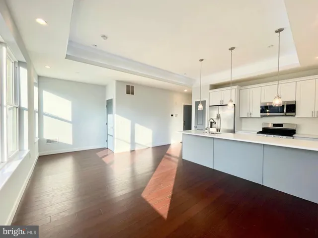 $965,000 | 1337 North Franklin Street, Philadelphia, PA 19122