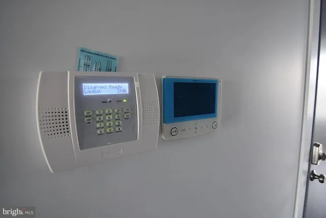 $965,000 | 1337 North Franklin Street, Philadelphia, PA 19122