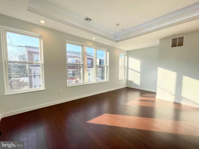 $965,000 | 1337 North Franklin Street, Philadelphia, PA 19122