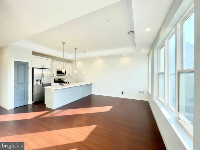 $965,000 | 1337 North Franklin Street, Philadelphia, PA 19122